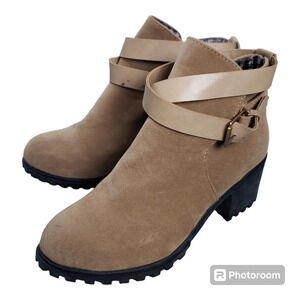 White Mountain Women's Buckle Chunky Heel Pointed Toe Brown Suede Boots 7.5